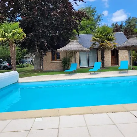 Holiday home La Maison De Gouville, Avec Piscine Et Spa, Proche
