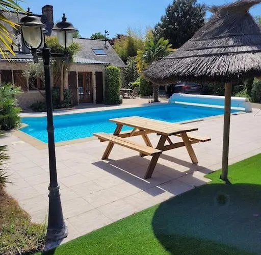 La Maison De Gouville, Avec Piscine Et Spa, Proche *