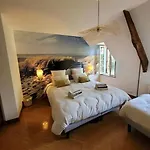 Maisons De Familles Beautiful Beachfront Home With A Spa Pool ヴィラ *