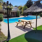 Maisons De Familles Beautiful Beachfront Home With A Spa Pool *