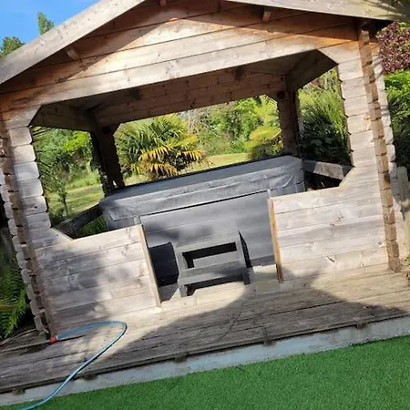 Дом отдыха La Maison De Gouville, Avec Piscine Et Spa, Proche *