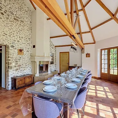 Maisons De Familles Beautiful Beachfront With A Pool וילה