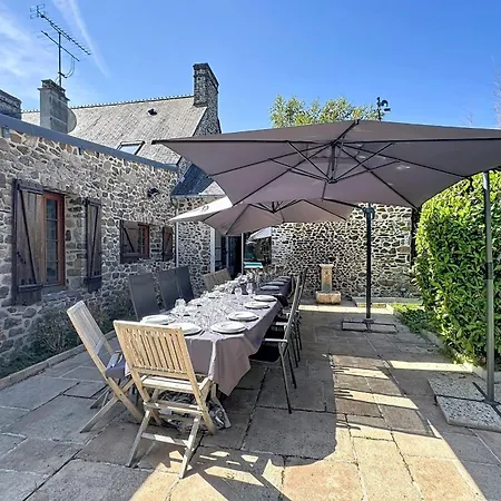 Maisons De Familles Beautiful Beachfront With A Pool וילה Gouville-sur-Mer
