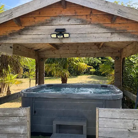 Maisons De Familles Beautiful Beachfront With A Pool Villa *