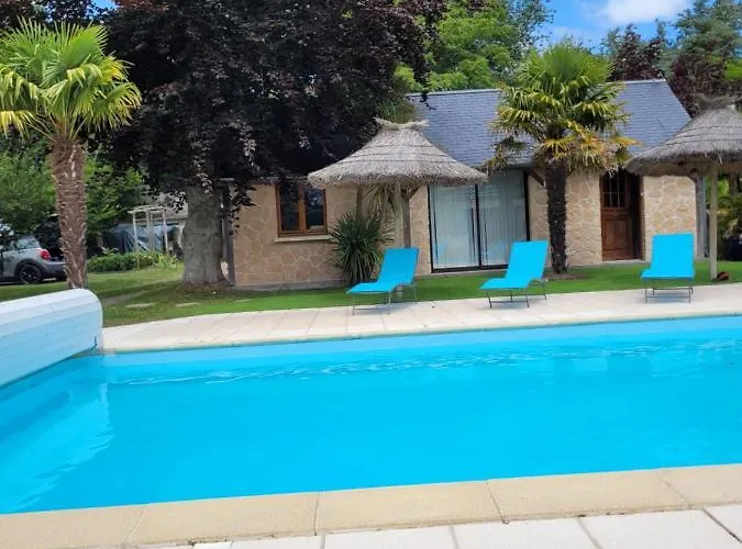 Tatil Evi La Maison De Gouville, Avec Piscine Et Spa, Proche