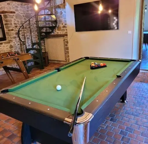 La Maison De Gouville, Avec Piscine Et Spa, Proche Tatil Evi